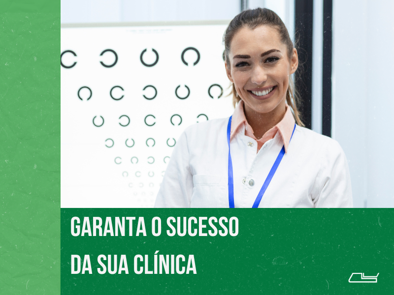 Profissional Sorrindo Sucesso Clínica